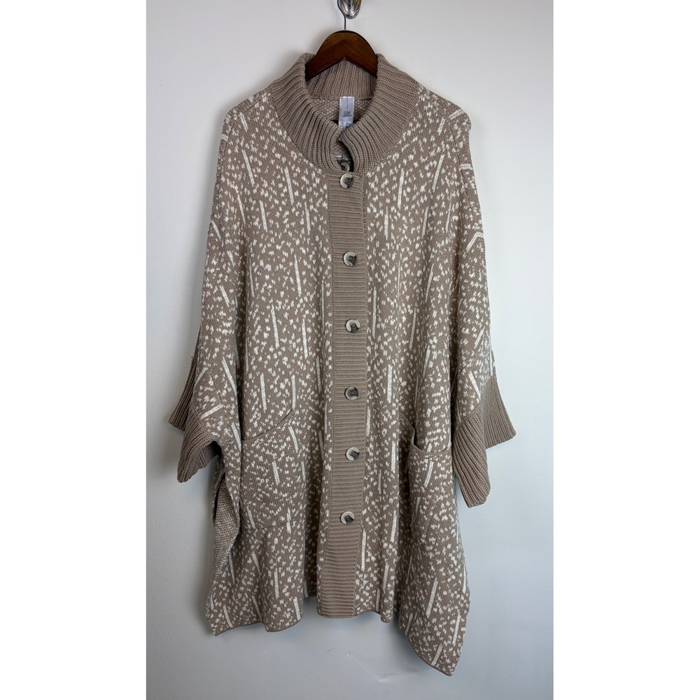 NEW MarlaWynne Cardigan Poncho 3X Tan White Oversize Knit Button Front Mock Neck
